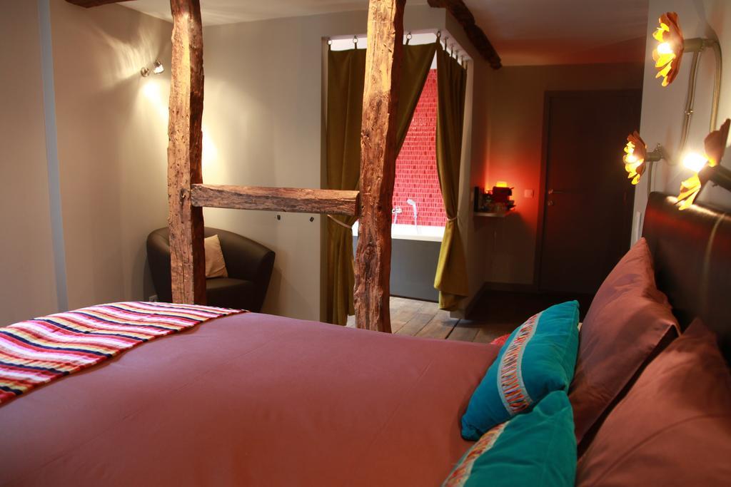 B&B Les Oiseaux De Passage Harre ภายนอก รูปภาพ